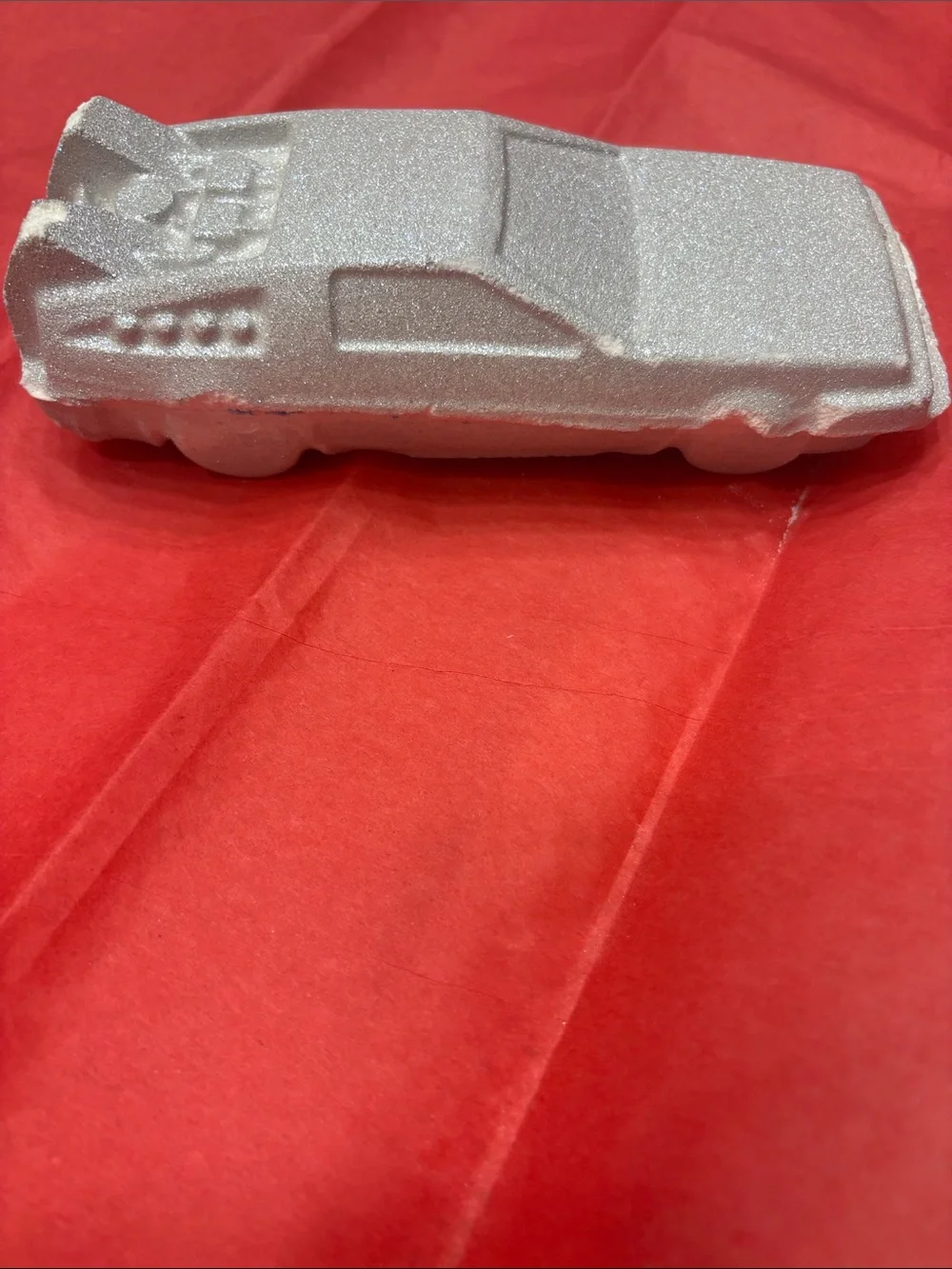 *Sold*Lush x Back to The Future Glitter Delorian Bath Bomb 💣